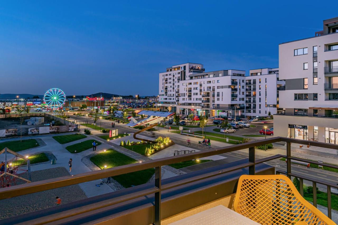Promenada Studios Braszów Zewnętrze zdjęcie