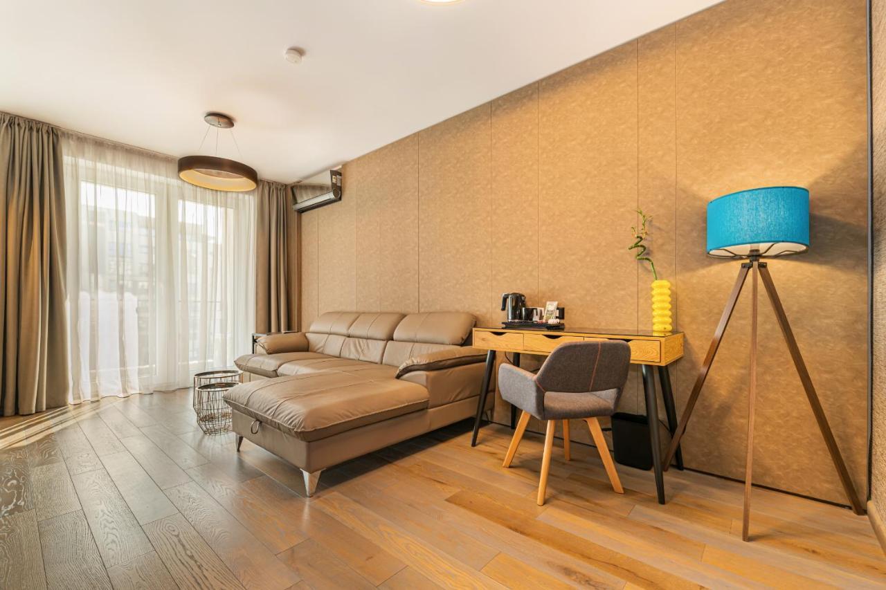 Promenada Studios Braszów Zewnętrze zdjęcie