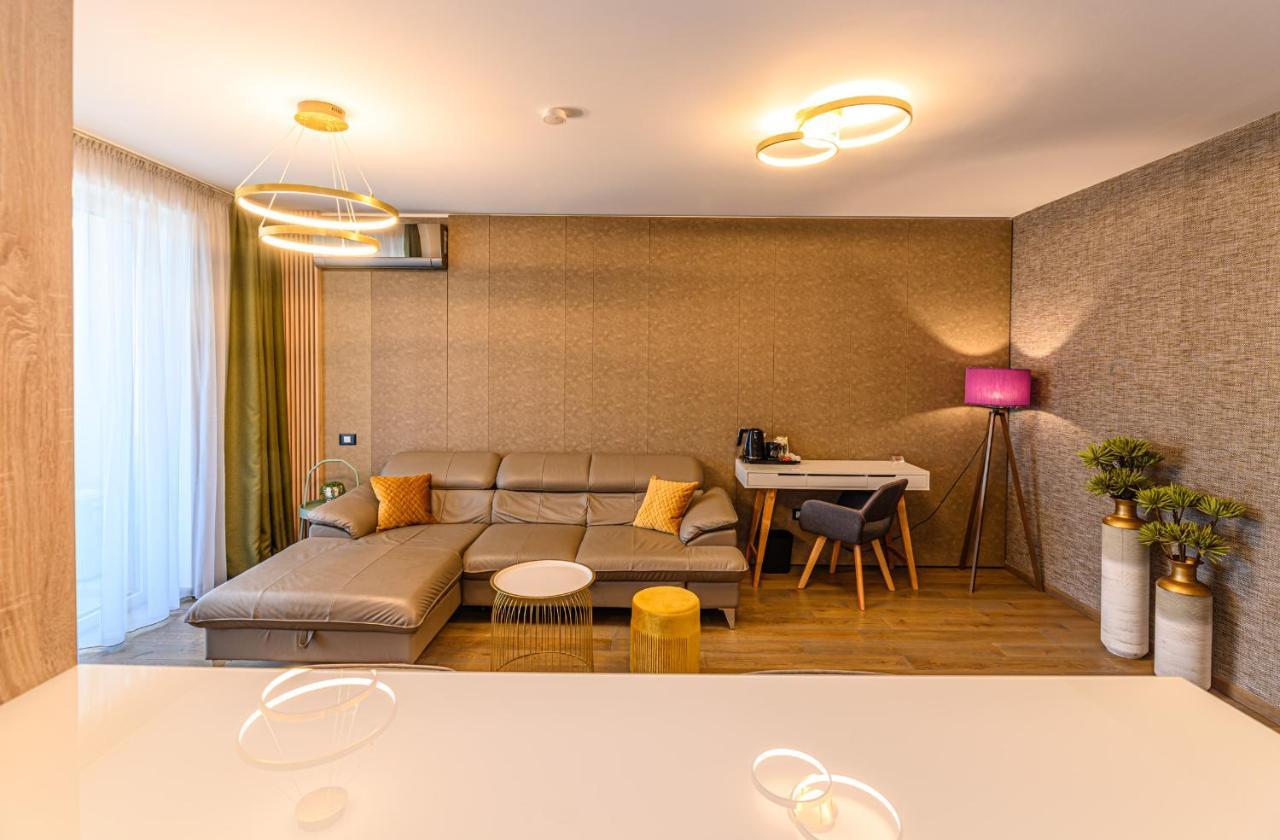 Promenada Studios Braszów Zewnętrze zdjęcie